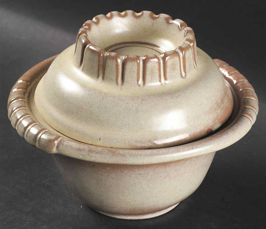 Plainsman Gold Butter Tub & Lid by Frankoma-1