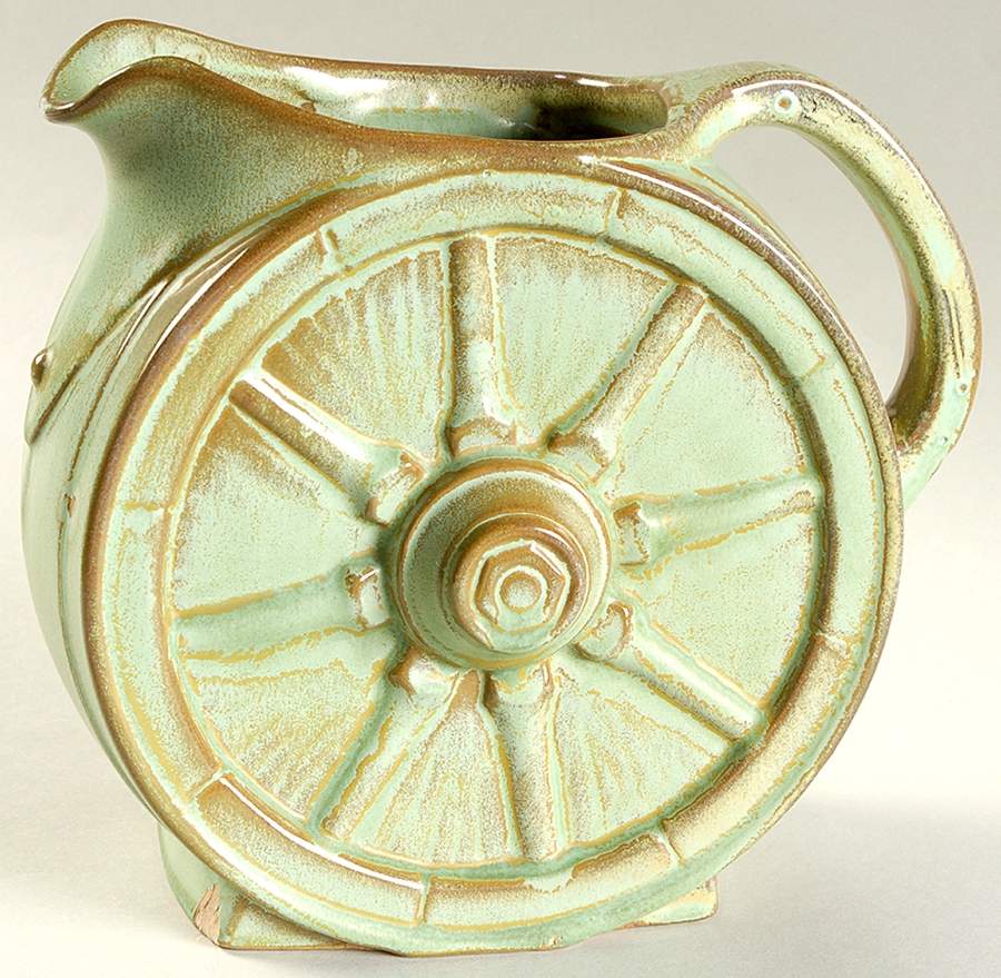Wagon Wheel Prairie Green 48 Oz Pitcher by Frankoma-1