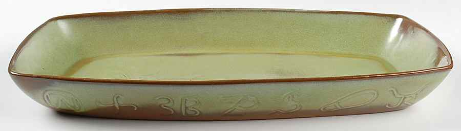 Wagon Wheel Prairie Green 17" Oval Serving Platter by Frankoma-1