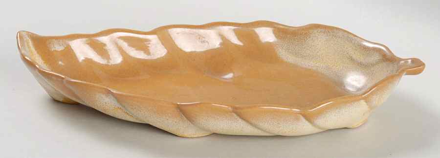 Wagon Wheel Desert Gold 9" Leaf Dish by Frankoma-1