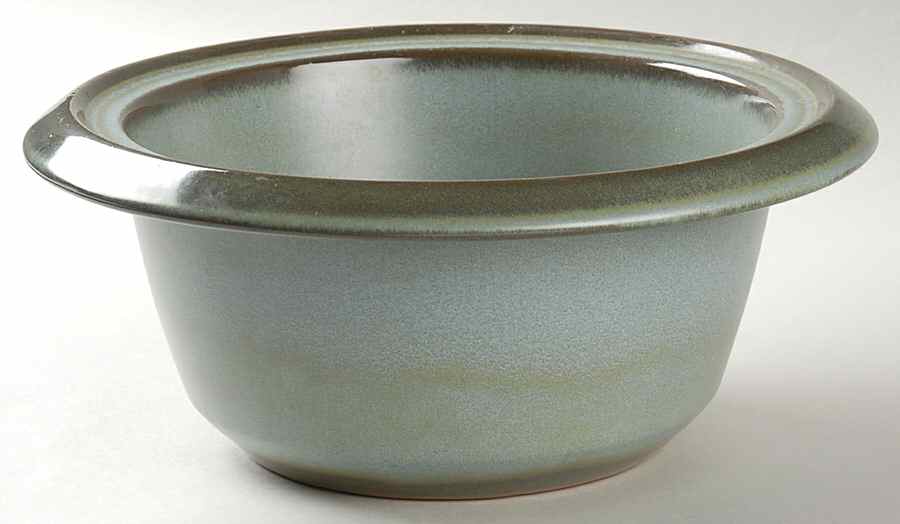 Westwind (Woodland Moss) 2.5 Qt Round Casserole No Lid by Frankoma-1