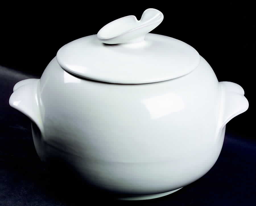 Westwind (White Sand) Bean Pot & Lid by Frankoma-1
