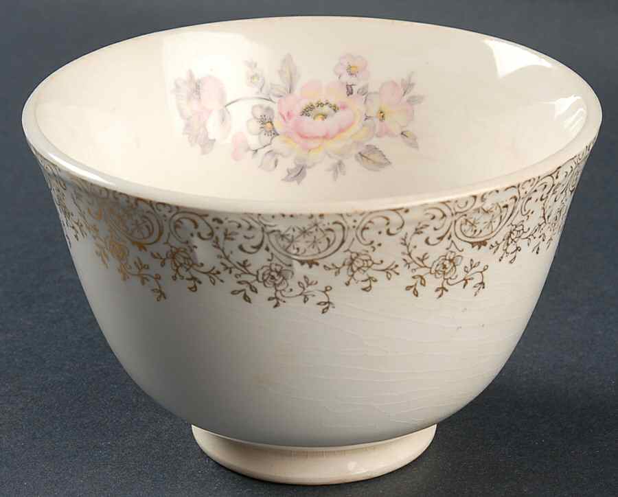 FSX191 Cranberry Bowl by French Saxon-1