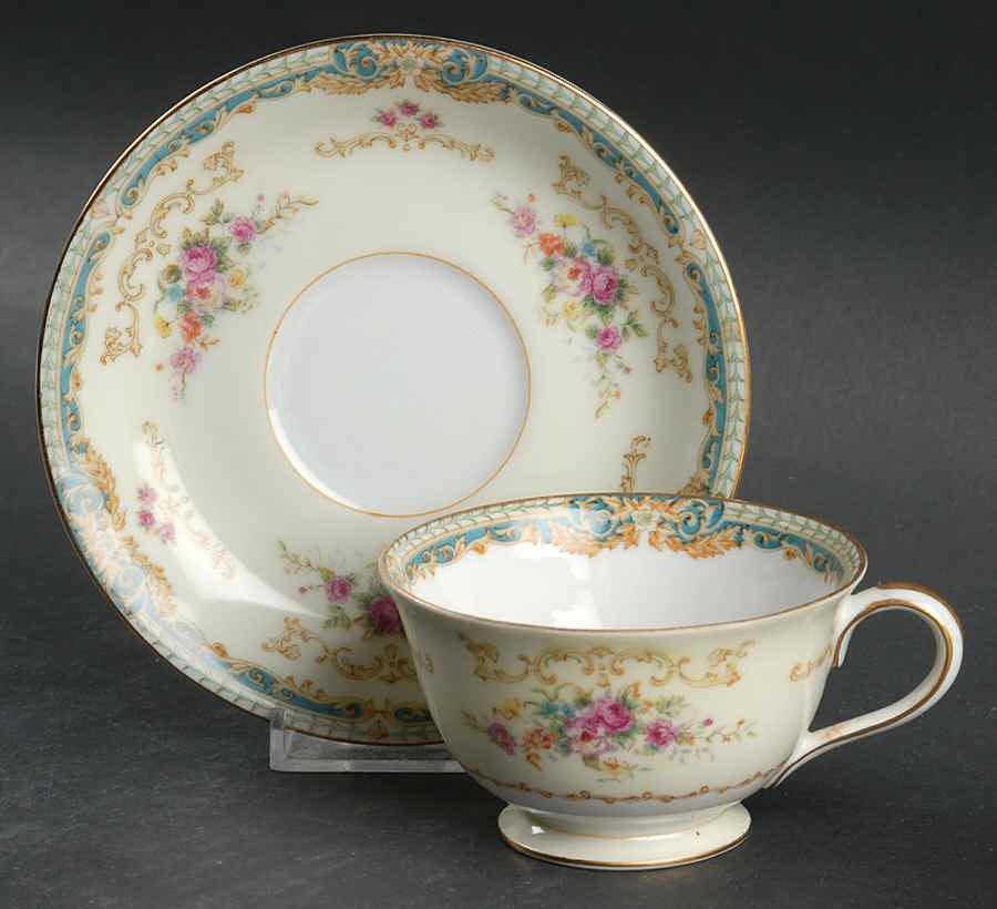 Dreamland Footed Cup & Saucer Set by Fuji-1