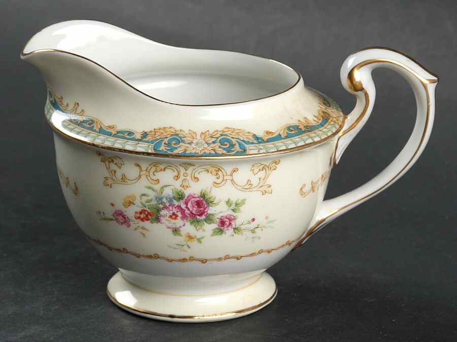 Dreamland Creamer by Fuji-1