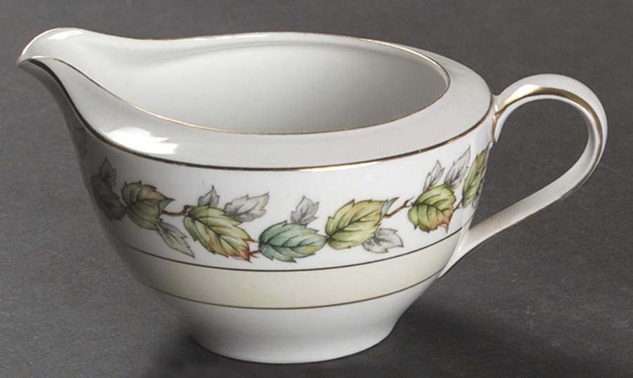 Garland Creamer by Fuji-1