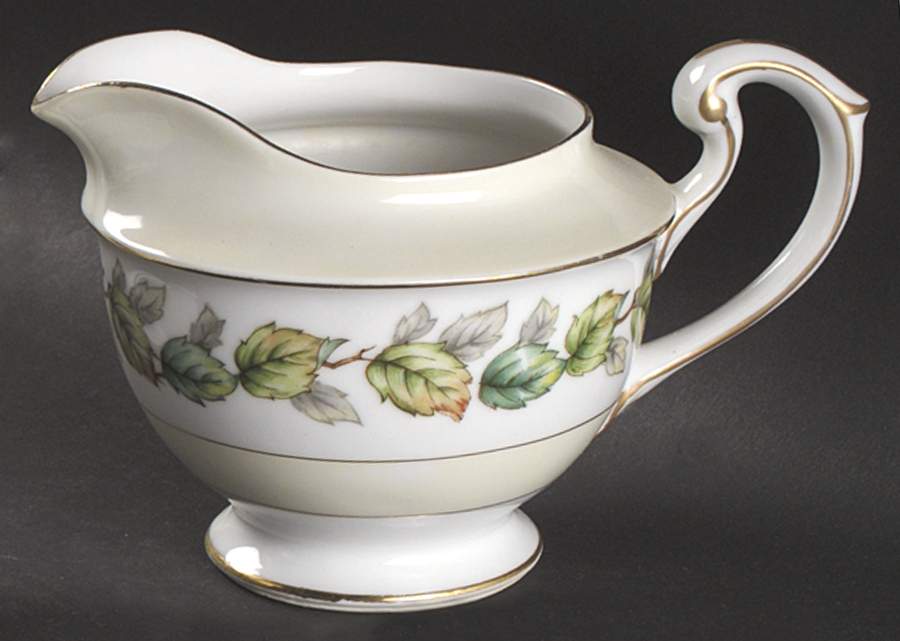 Garland Creamer by Fuji-1