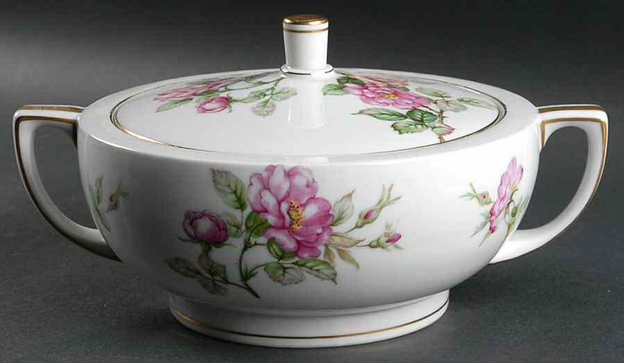 Minuet Round Covered Vegetable by Fuji-1
