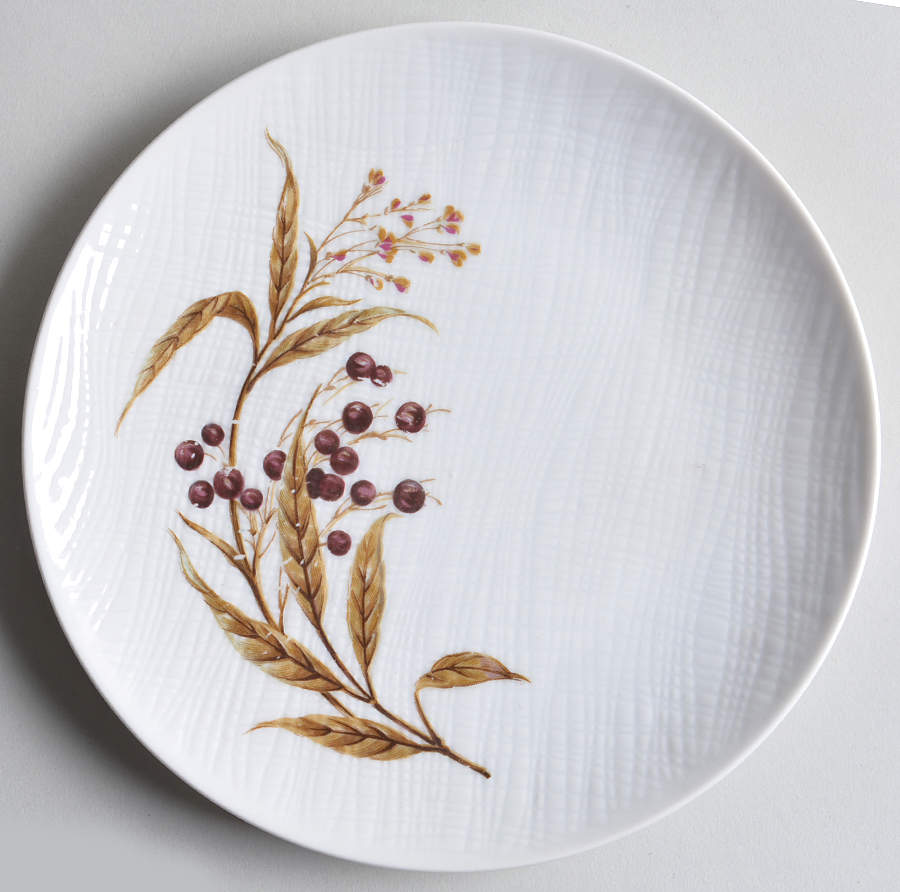 Mountain Berry Salad Plate by Fuji-1