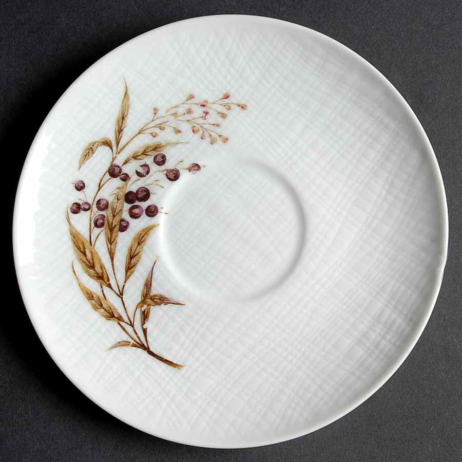 Mountain Berry Saucer by Fuji-1