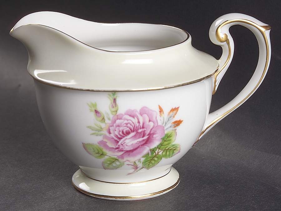 Rosette Creamer by Fuji-1