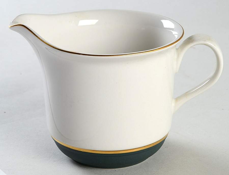 Villa Grande Grey Creamer by Fuji-1
