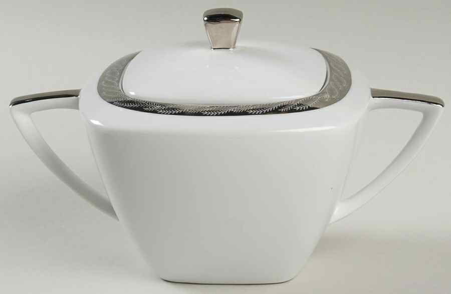 2160 Sugar Bowl & Lid by Fukagawa-1