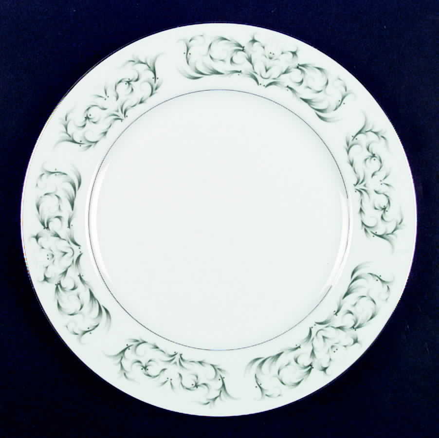 4501 Dinner Plate by Fukagawa-1