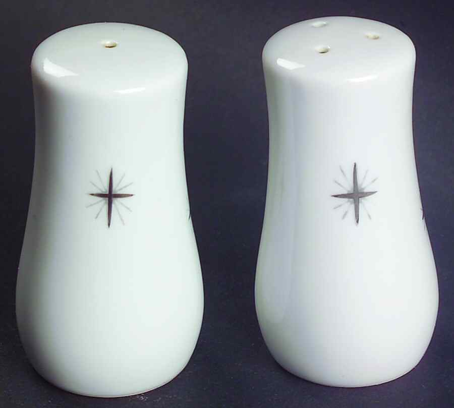 Cross Star Salt & Pepper Set by Fukagawa-1