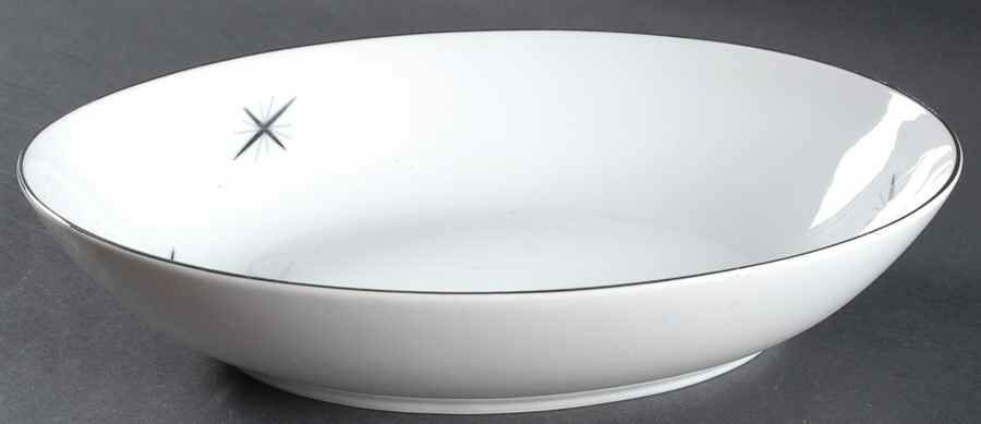 Cross Star 10" Oval Vegetable Bowl by Fukagawa-1