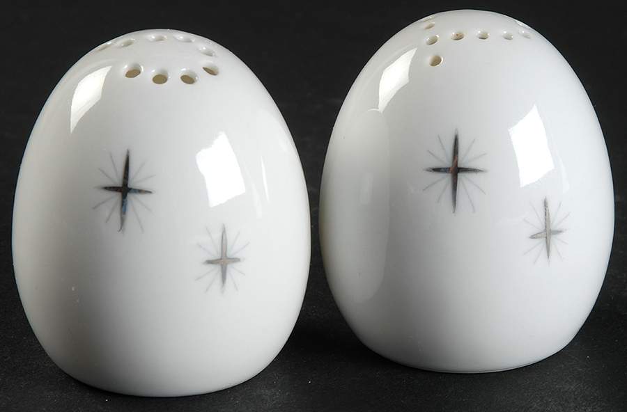 Cross Star Salt & Pepper Set by Fukagawa-1