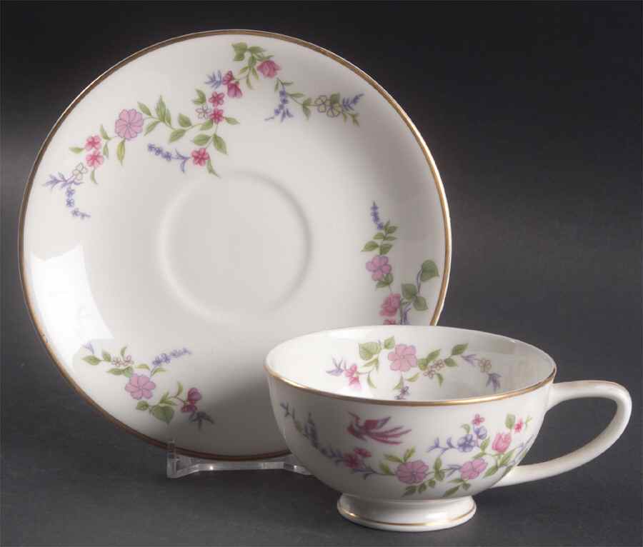 FUK3 Footed Cup & Saucer Set by Fukagawa-1