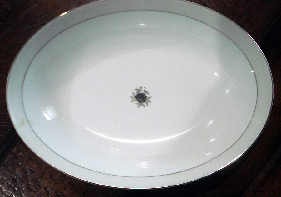 FUK9 10" Oval Vegetable Bowl by Fukagawa-1