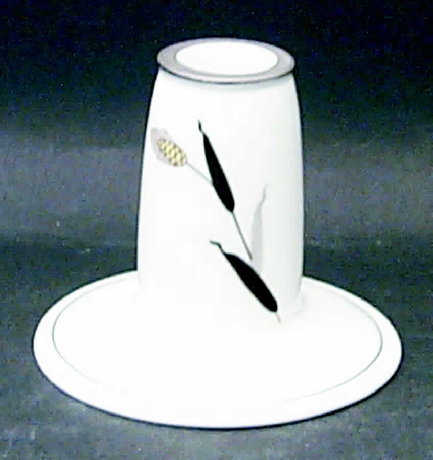 Gold Wave Single Light Candlestick by Fukagawa-1