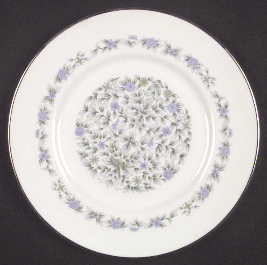 Josephin Dinner Plate by Fukagawa-1