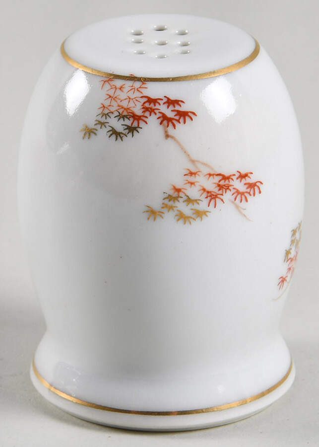 Maple (Coupe) Salt Shaker by Fukagawa-1