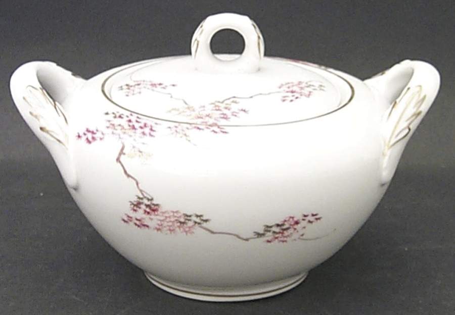 Maple (Coupe) Sugar Bowl & Lid by Fukagawa-1