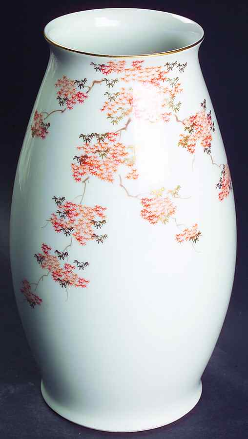 Maple (Coupe) 9" Vase by Fukagawa-1