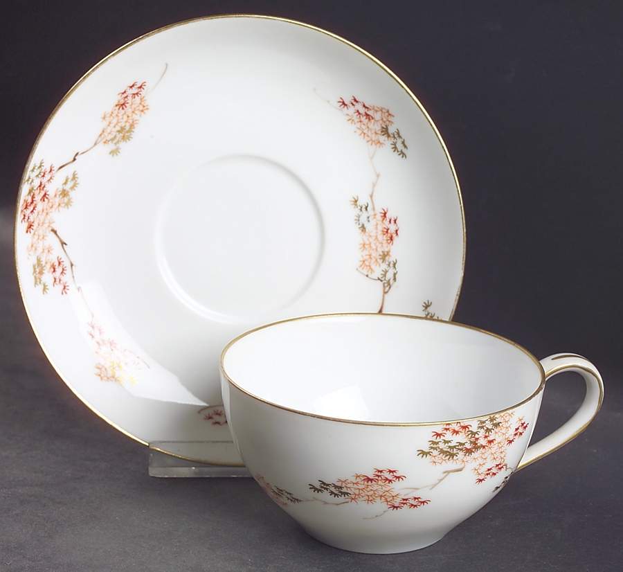 Maple (Coupe) Flat Cup & Saucer Set by Fukagawa-1