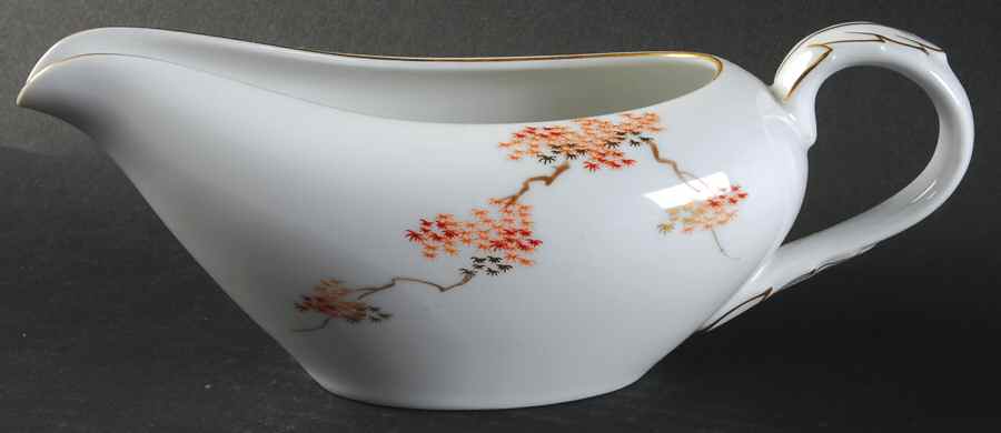 Maple (Coupe) Gravy Boat by Fukagawa-1