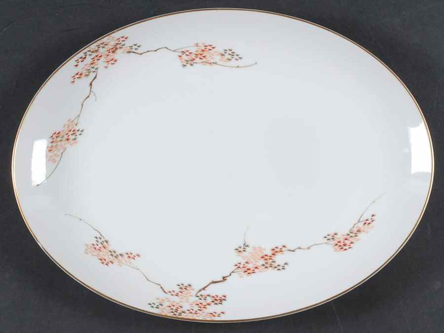 Maple (Coupe) 12" Oval Serving Platter by Fukagawa-1