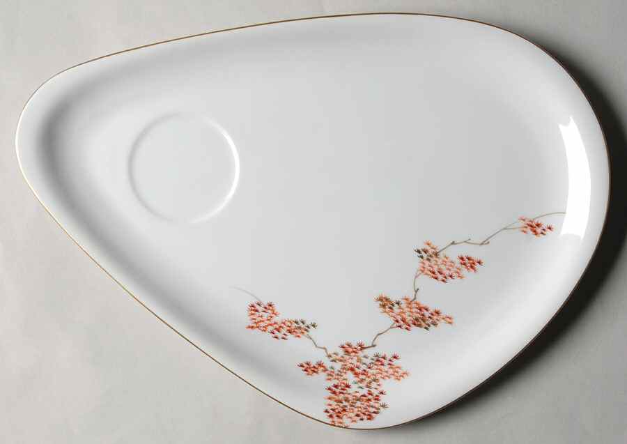 Maple (Coupe) Snack Plate by Fukagawa-1