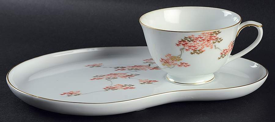 Maple (Coupe) Snack Plate & Cup Set by Fukagawa-1