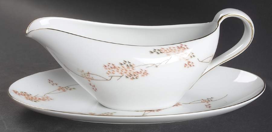 Maple (Coupe) Gravy Boat & Underplate/Relish by Fukagawa-1