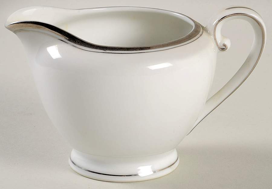 Platinum Mini Creamer by Fukagawa-1