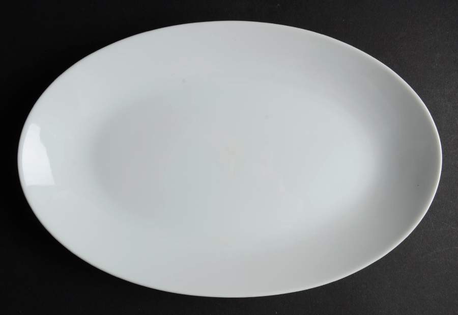 Plain White 9" Oval Serving Platter by Fukagawa-1