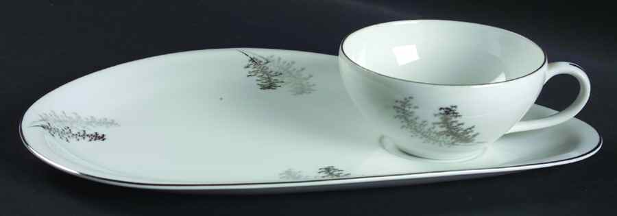 Silver Bamboo (3 Groups of Trees) Snack Plate & Cup Set by Fukagawa-1