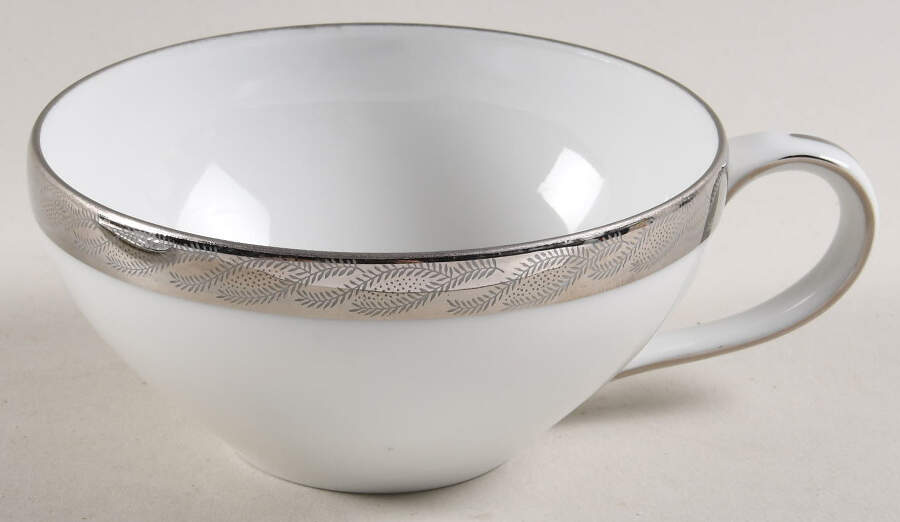 Silver Lichen Snack Cup by Fukagawa-1