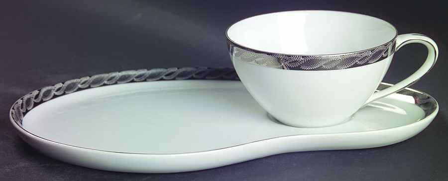 Silver Lichen Snack Plate & Cup Set by Fukagawa-1
