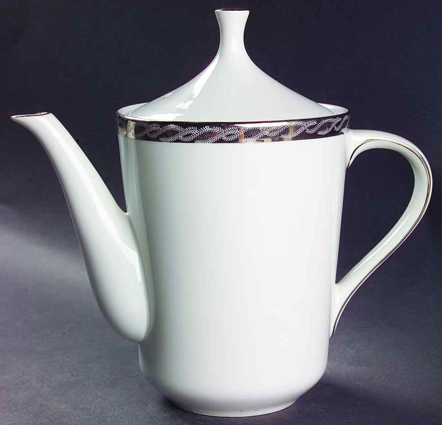 Silver Lichen Coffee Pot & Lid by Fukagawa-1