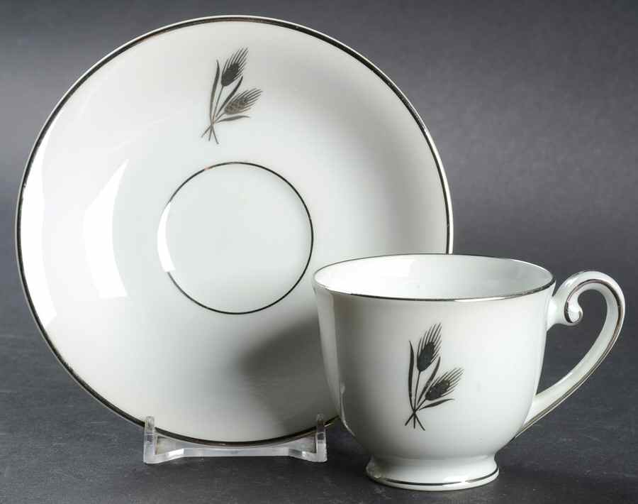 Silver Wheat Footed Demitasse Cup & Saucer Set by Fukagawa-1