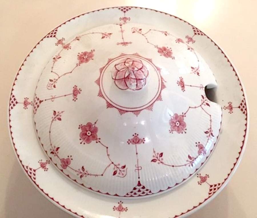 Denmark Pink Round Covered Vegetable by Furnivals-1