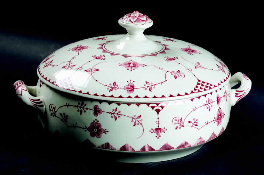 Denmark Pink Round Covered Vegetable by Furnivals-1