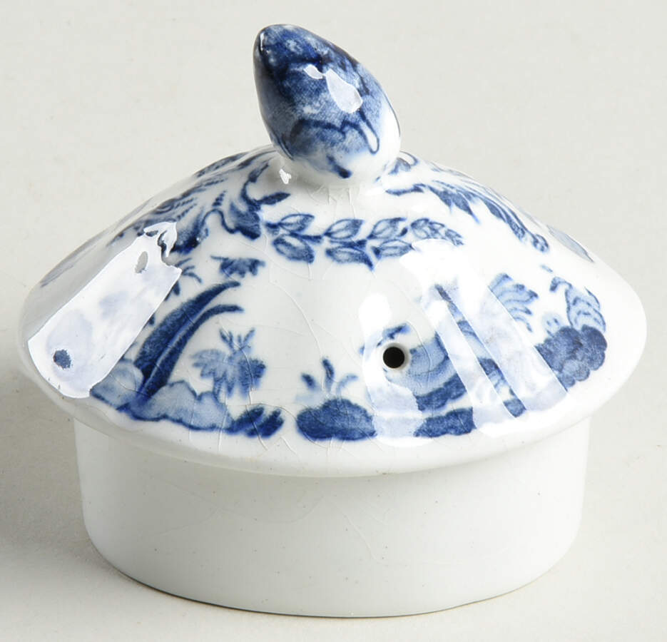 Old Chelsea Blue (Blue Birds, Flowers) Lid for Teapot by Furnivals-1