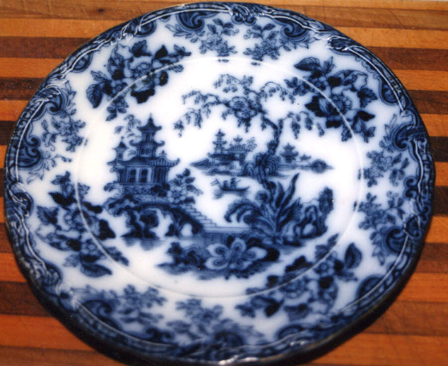Shanghae Dinner Plate by Furnivals-1