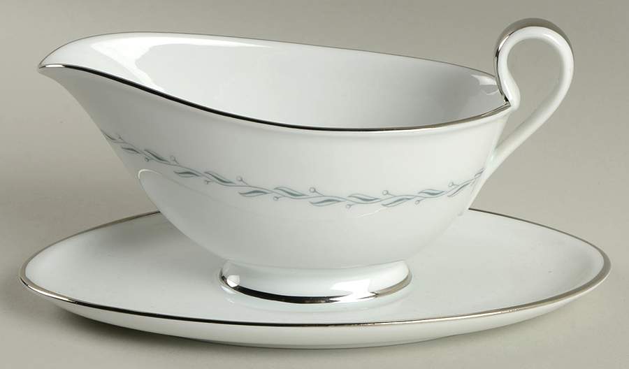 Diana Gravy Boat with Attached Underplate by Furstenberg-1