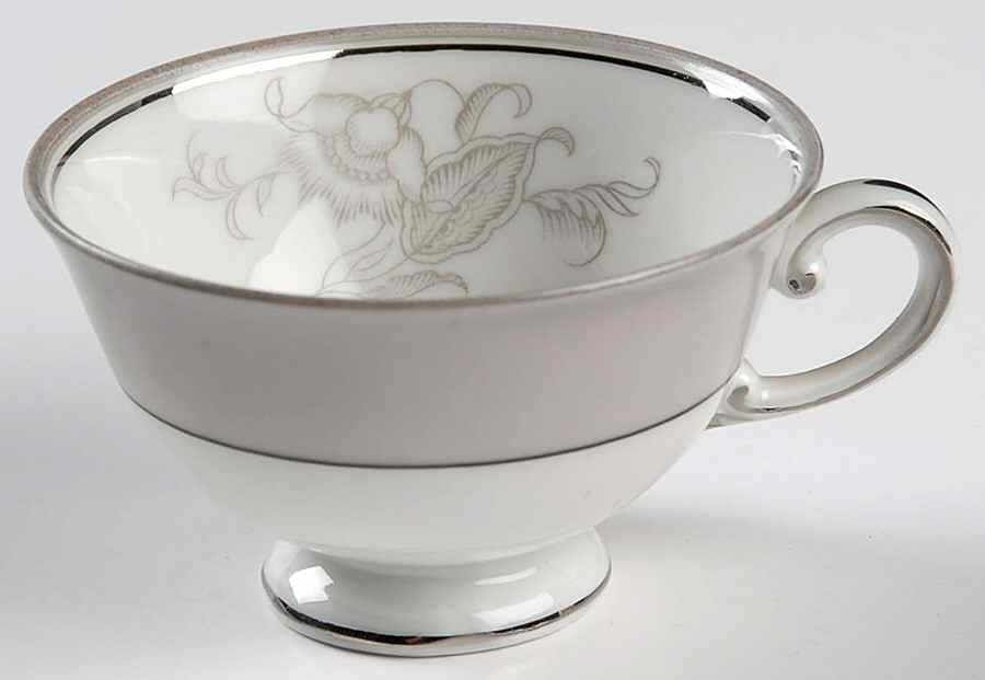 Fantasy (Old Brunswick) Footed Demitasse Cup by Furstenberg-1
