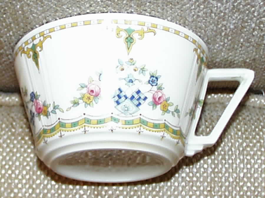 FUR2 Flat Cup by Furstenberg-1