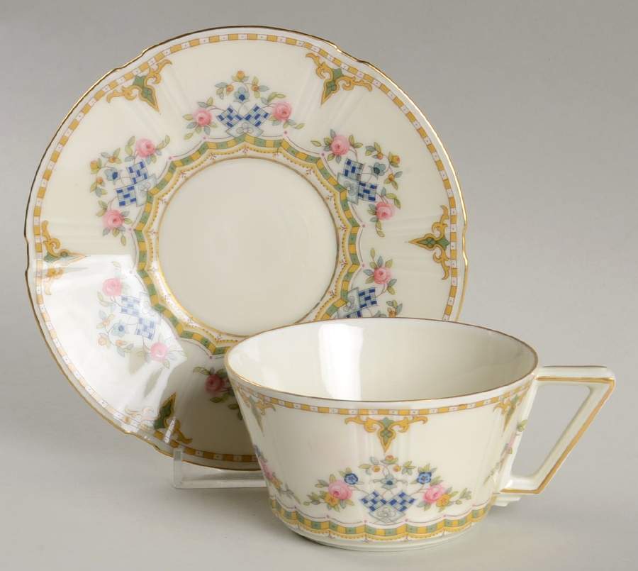 FUR2 Flat Cup & Saucer Set by Furstenberg-1
