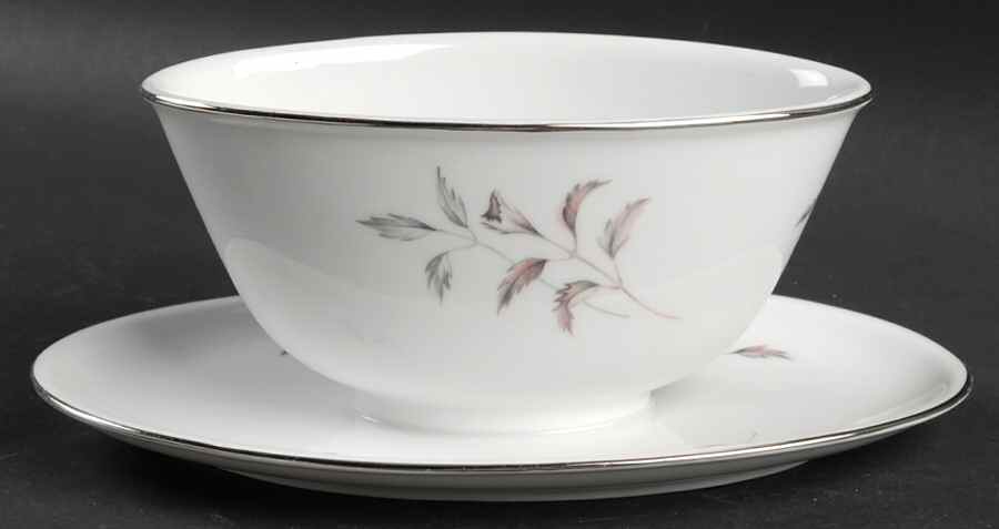 Illusion Gravy Boat with Attached Underplate by Furstenberg-1